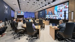 Вячеслав Гладков поручил держать ситуацию с вывозом мусора на контроле до середины января 