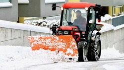 Администрация анонсировала график уборки снега на территориях в Яковлевском округе