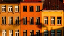 Власти РФ поделят регионы страны на 7 кластеров для поддержки рынка жилья