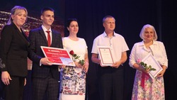 Школа – позади, жизнь – впереди. В Яковлевском округе прошли выпускные вечера 