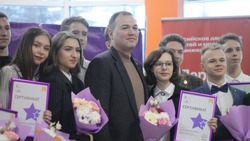 20 стипендиатов представили свои проекты главе Яковлевского городского округа Олегу Медведеву