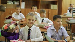 Минтруд РФ напомнил о выплатах на детей школьного возраста