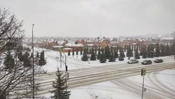13 единиц техники вышло на уборку снега в Яковлевском округе 