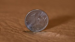 Центробанк РФ обнаружил поддельную монету в один рубль