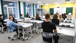 Вячеслав Гладков поздравил первых белгородских стобалльников 