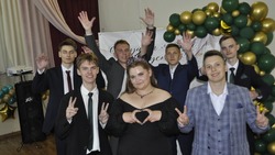 С родными стенами попрощались выпускники структурного подразделения «Школа» ДАК