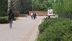 Олег Медведев поздравил яковлевцев с Днём рождения Строителя