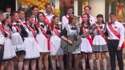 Вячеслав Гладков поручил проработать формат проведения последних звонков