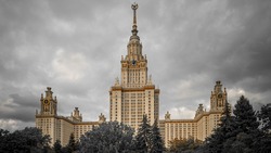 Президент РФ подписал закон об увеличении предельного возраста ректоров вузов