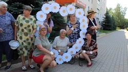 В Строителе работники ЦБС встретили гостей из Белгородского района песнями и развлечениями 