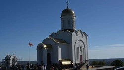 Храм Всемилостивого Спаса открылся в Белгороде на Меловой горе 