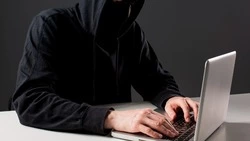 Мошенники похитили у белгородки более 1,5 млн рублей под предлогом замены медполиса