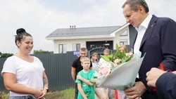 Гладков проинформировал об обеспечении 430 белгородских семей жильём в 2025 году