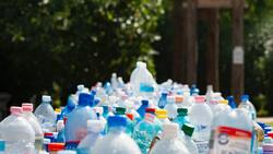 Минприроды РФ напомнило о планах на запрет некоторых товаров из пластика