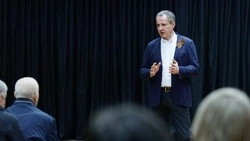 Вячеслав Гладков рассказал о компенсациях работодателям из приграничья за вынужденный простой