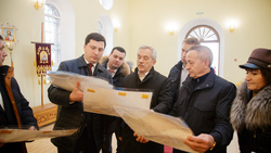 Глава региона Евгений Савченко принял участие в освящении храма святителя Василия Великого
