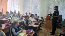 Белгородским школьникам напомнили о безопасности по маршруту «дом-школа-дом»