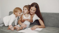 Белгородцы будут получать ежемесячные выплаты на первого ребёнка по новому графику