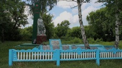 Восстановительные работы завершили на пяти братских могилах в Белгородской области
