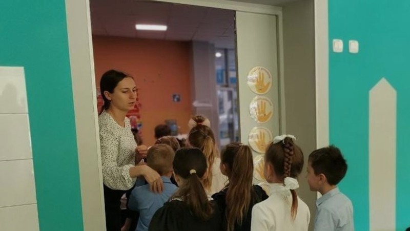 Белгородские власти станут лучше контролировать пропускной режим в школах 