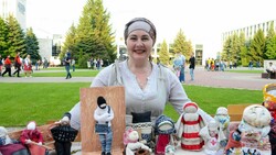 Антонина Мартынова из города Строителя приоткрыла секрет создания русских народных кукол