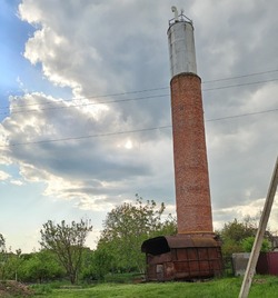 Почему жители села Дмитриевки Яковлевского округа озабочены состоянием старой водонапорной башни
