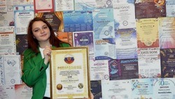  Алёна Машнева из города Строителя попала в реестр рекордов РФ по числу наград в вокальных конкурсах