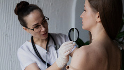 Сеченовский университет проводит исследования российского препарата для лечения рака кожи