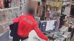  34-летний белгородец украл телефон с торгового прилавка 