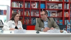Глава администрации Яковлевского округа Олег Медведев провёл большую прямую линию с яковлевцами