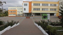 Минстрой ответил на вопрос белгородки о сроках завершения ремонта в яковлевской школе