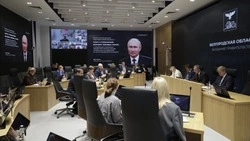 Вячеслав Гладков озвучил приоритеты в работе по расселению жителей приграничья 
