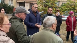 Олег Медведев провёл 51 встречу с жителями города Строителя