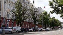 Белгородские рабочие обновили разметку на дорогах областного центра