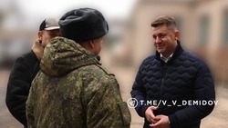 Валентин Демидов передал бойцам «БАРС-Белгород» гуманитарный груз 