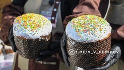 Вячеслав Гладков сообщил о передаче 15 тысяч пасхальных наборов бойцам СВО