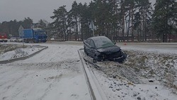 Две иномарки столкнулись на трассе в Яковлевском городском округе