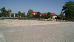 Как в парке «Православный» посёлка Яковлево ведутся работы по благоустройству территории