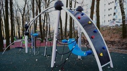 Новые детские игровые площадки установили на Пушкинской аллее в городе Белгороде