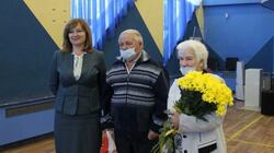 Яковлевцы поздравили представителей старшего поколения с Международным днём пожилых людей