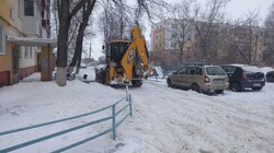 Уборка снега продолжается в Яковлевском городском округе