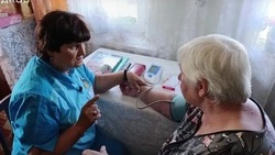 Вячеслав Гладков поздравил соцработников с профессиональным праздником 