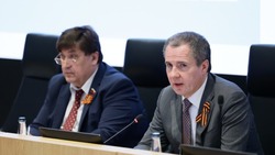 Вячеслав Гладков рассказал о планах по трудоустройству 8,5 тысячи подростков на лето 