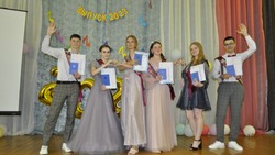 Выпускные вечера прошли в школах Яковлевского городского округа