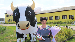 Татьяна Клевцова из села Быковки проработала 20 лет оператором машинного доения коров