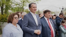 Губернатор Белгородской области Вячеслав Гладков побывал на открытии фестиваля «Река в цвету»