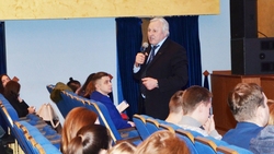 На равных – с главой. Иван Бойченко провёл встречу со студентами