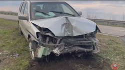 59-летний водитель иномарки влетел в опору ЛЭП в Яковлевском округе