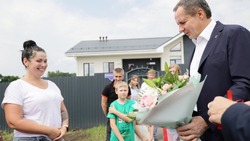 Гладков проинформировал об обеспечении 430 белгородских семей жильём в 2025 году