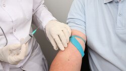 Врач-терапевт объяснил россиянам отсутствие антител после прививки